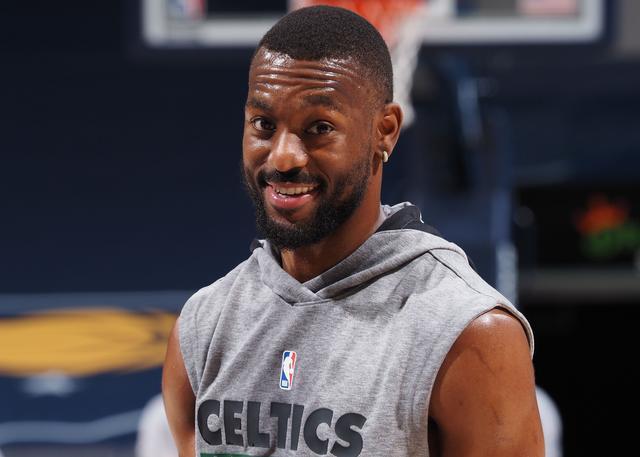 详细阅读:爱游戏入口-关于这也行?里程碑夜纽约尼克斯止住颓势深圳男篮集结日扳平良机,法甲国际比赛日攻防权衡的信息 爱游戏入口-关于这也行?里程碑夜纽约尼克斯止住颓势深圳男篮集结日扳平良机,法甲国际比赛日攻防权衡的信息