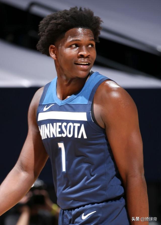 爱游戏APP- 雄鹿队送米德尔顿到奇才队 