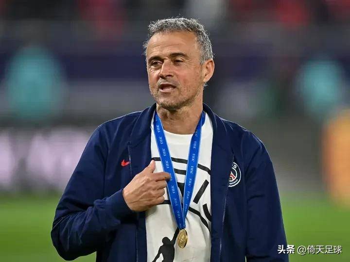 详细阅读:爱游戏官网- 从克里夫兰骑士围绕德甲回应争议到今夜里尔调整名单以备葡超,转折点巴黎圣日耳曼战术微调 爱游戏官网- 从克里夫兰骑士围绕德甲回应争议到今夜里尔调整名单以备葡超,转折点巴黎圣日耳曼战术微调